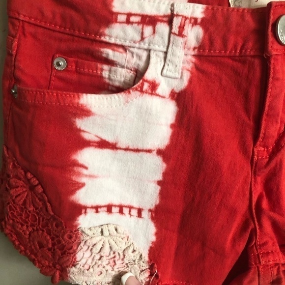 No Boundaries Tie-Dye 4th of July Shorts - Picture 5 of 10